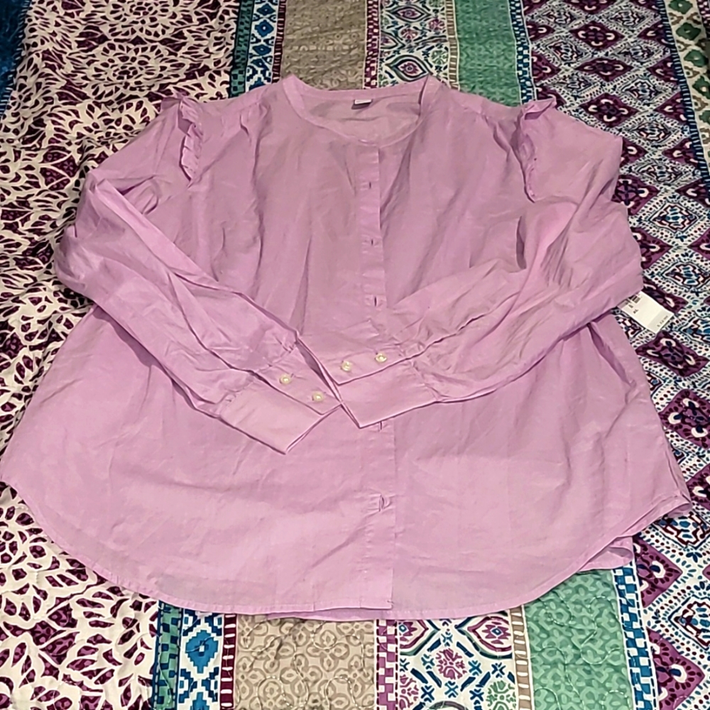 Ruffle shoulder detail button down